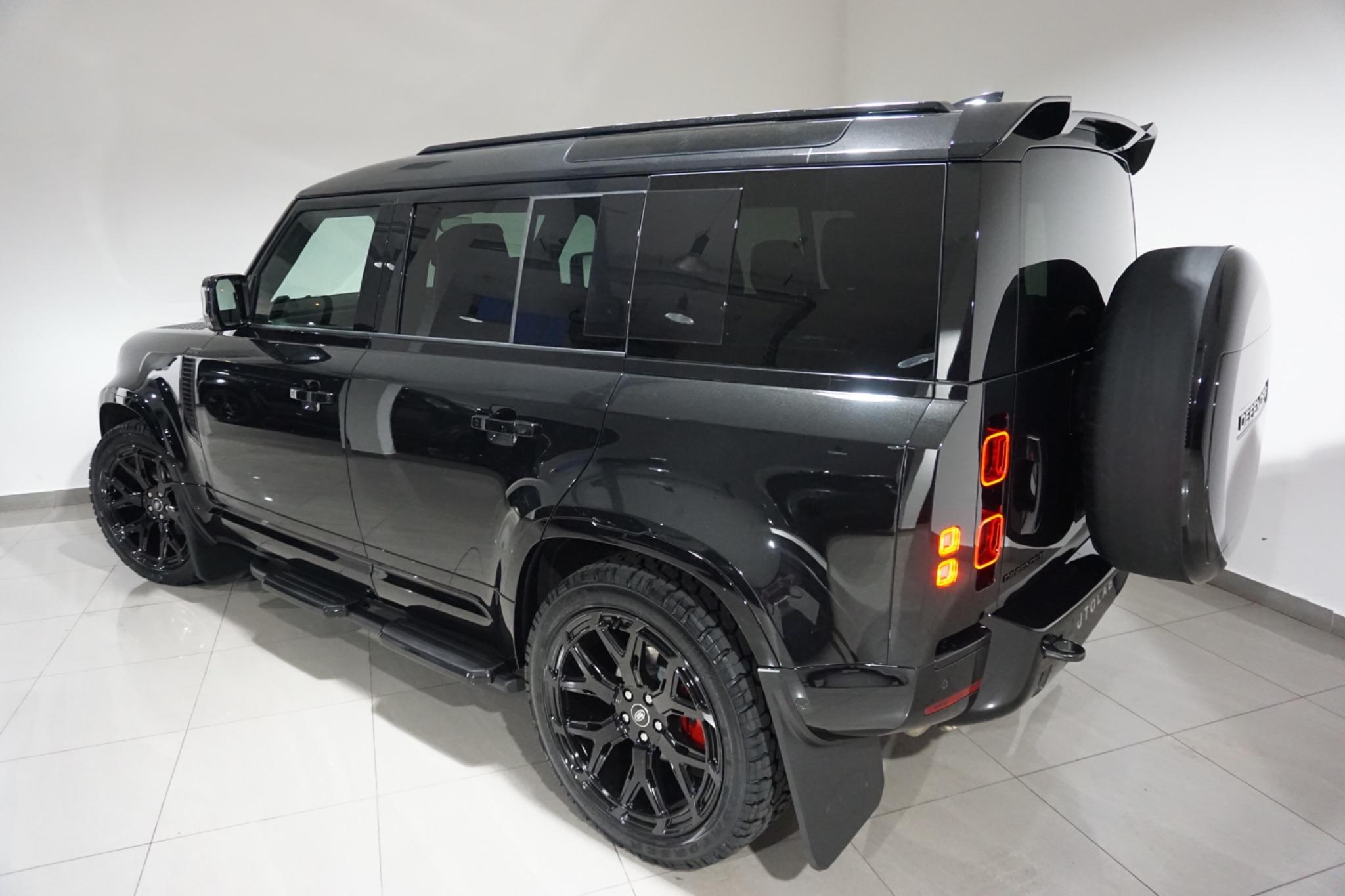 Land Rover Defender 110 3.0 D250 MHEV X-Dynamic HSE Auto 4WD Euro 6 (s/s) 5dr